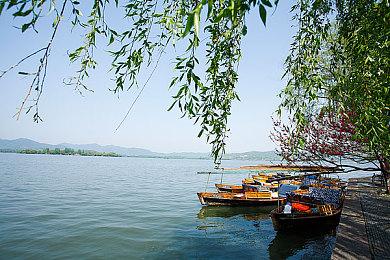 《匹诺曹的谎言》1小时实机公布 展示前三章内容